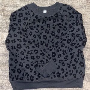 Charcoal gray and black leopard print crew neck